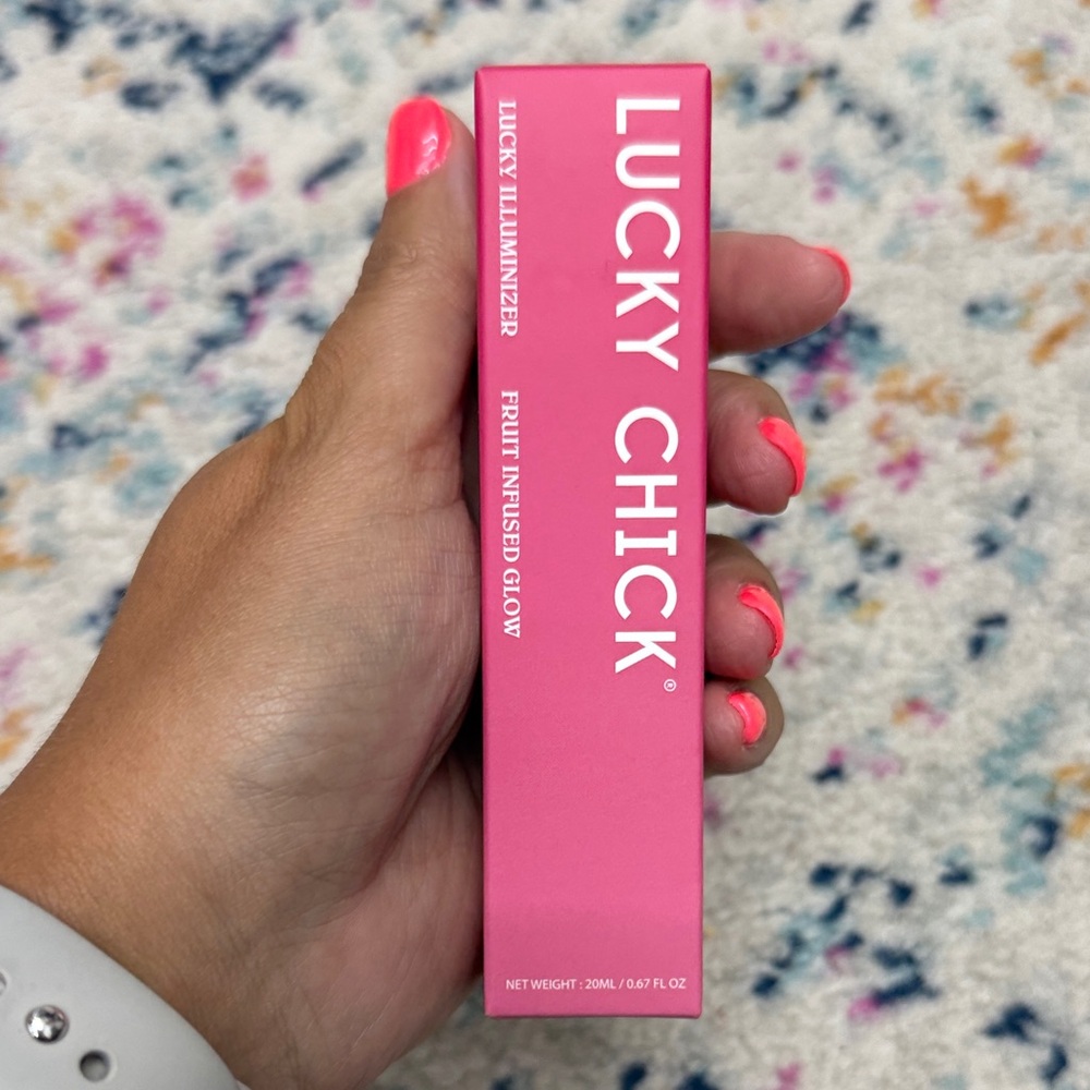 Lucky Chick Lucky Illuminizer in Radient Glow